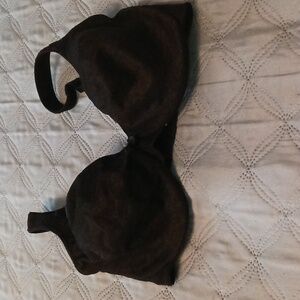 Breezies Wild Rose bra in black, size 34DD.